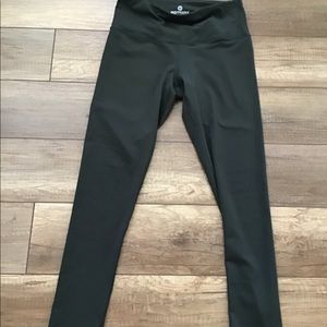 90 Degrees Dark Green Leggings